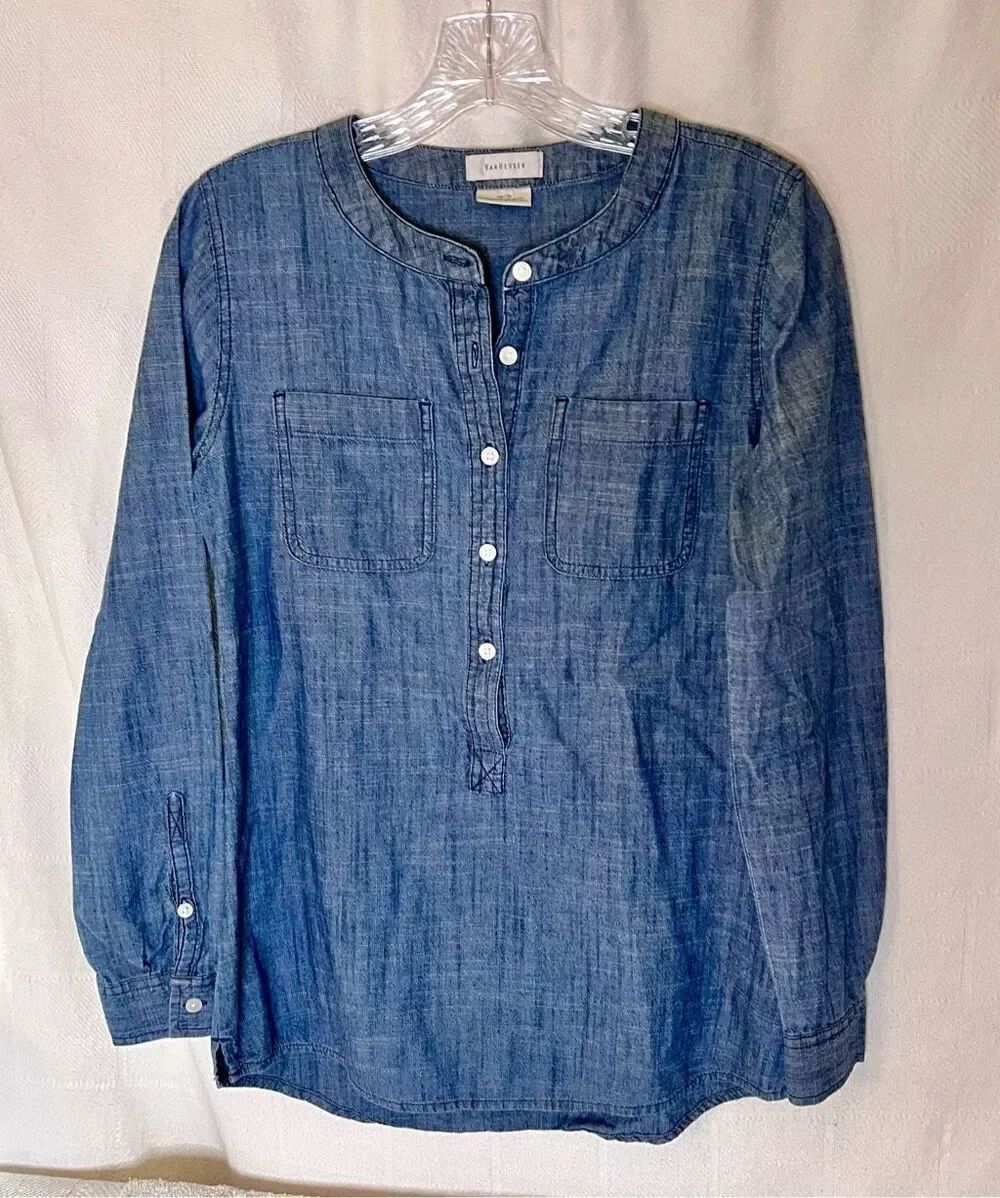 Van Heusen Pullover Chambray Denim Tunic Top Size X-Small Worn by Actress